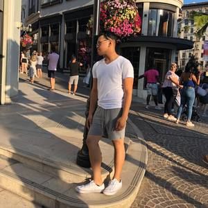 Meet your Posher, Brian